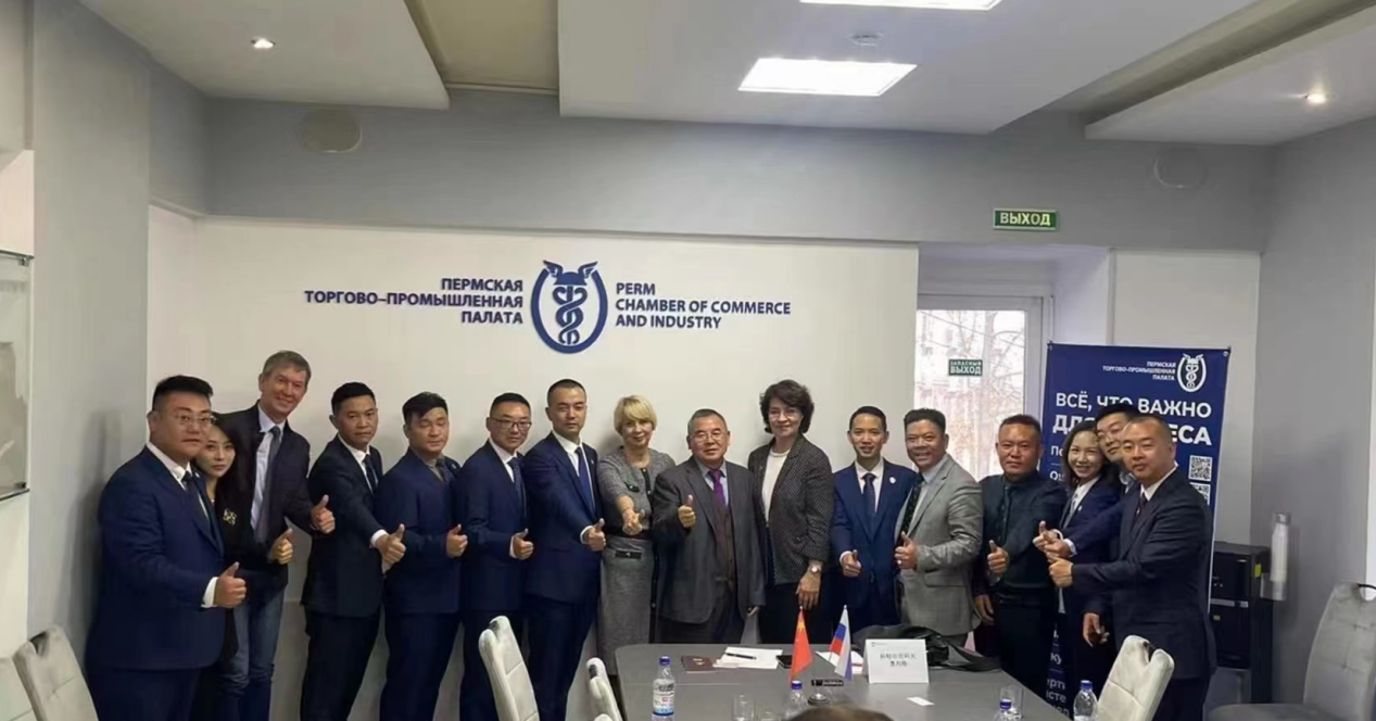 酱酒国际化战 略新动向,父传子酒业董事长曹光亮出访俄罗斯